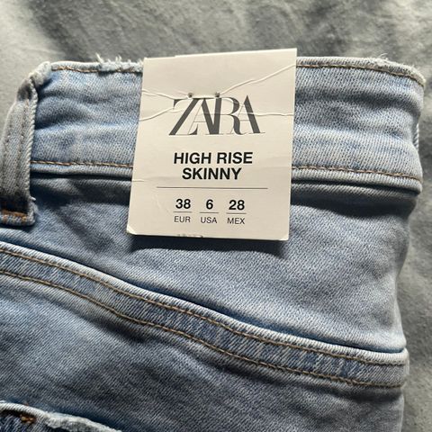 Zara bukse