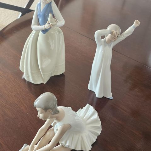 Nydelige Lladro Nao figurer