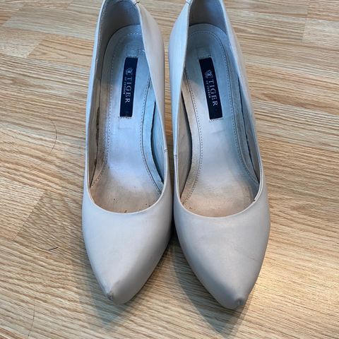 Tiger of Sweden pumps str. 37/ Daisy leather Pumps