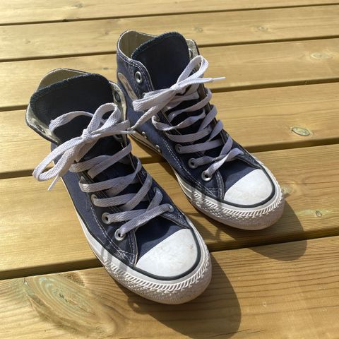 Pent brukte Converse str 36,5