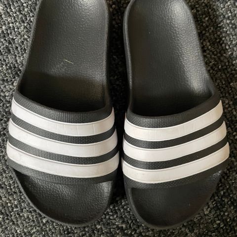 Adidas slippers