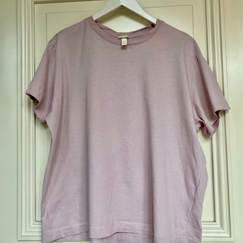 Lite brukt rosa t-skjorte strl XL