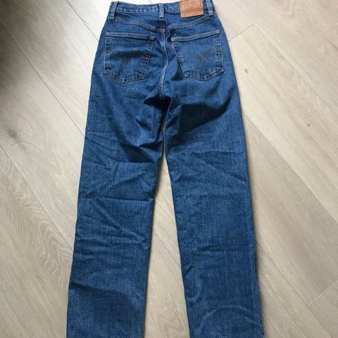Levis Ribcage Straight Ankel jeans