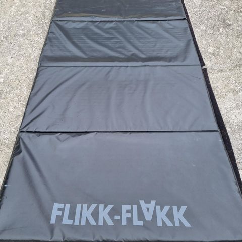Flikk-Flakk turnmatte selges