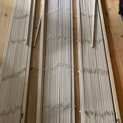 2 pent brukte persienner 140 cm x 160 cm selges   200 kr/stk