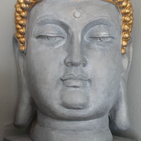 Buddha statuer