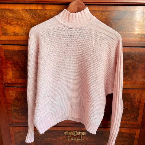 Dus rosa genser fra Vero Moda (S)