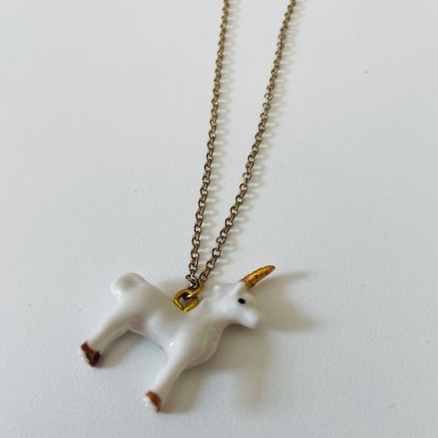 Nyyydelig Unicorn smykke i porselen til barn