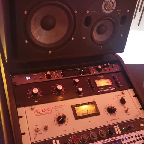 1176 Rev D, teletronix la-2a og neve 1073