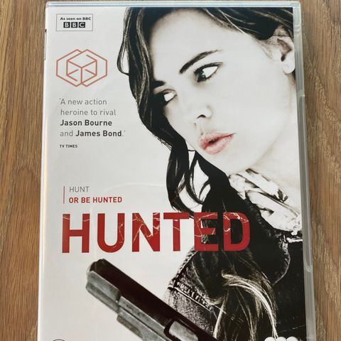 Komplett DVD serie av «Hunted» fra BBC med Melissa George