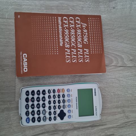 Casio fx 9750G plus kalkulator
