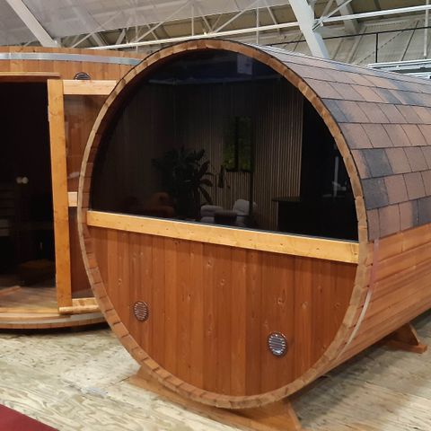 ARCTIC-sauna fra 2 x 2 meter opp til 2,4 x 6 meter. Fra Stenersen AS