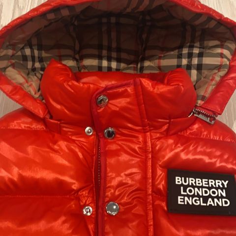 Burberry vest str 116