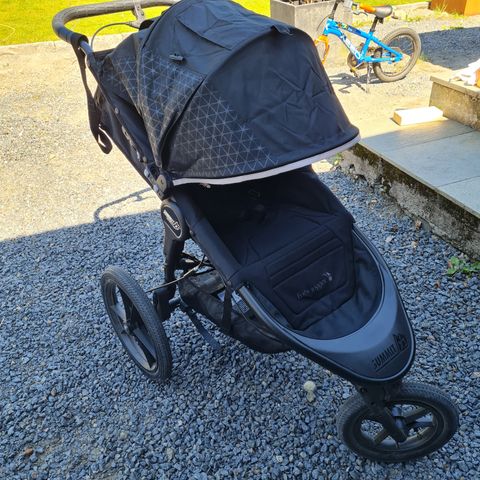 Babyjogger summit x3. Med regntrekk og bag!