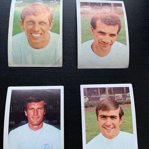 4 stk Leeds United FKS 1967 Svært sjeldne selges samlet fotballkort