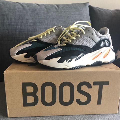 Adidas Yeezy Boost 700 Wave Runner