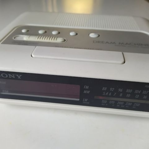 Sony Dream machine klokkeradio