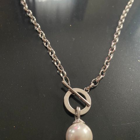 Halskjede , smykke med perle 46 cm, ikke brukt