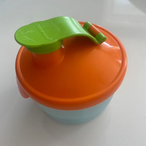 Genial tupperware boks til nan