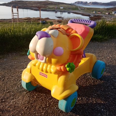 Lær Å Gå Bil med Aktiviteter. Gåbil Fisher price