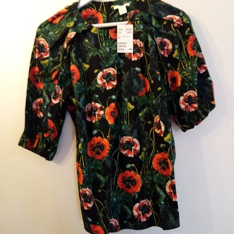 Bluse fra H&M i str. 44