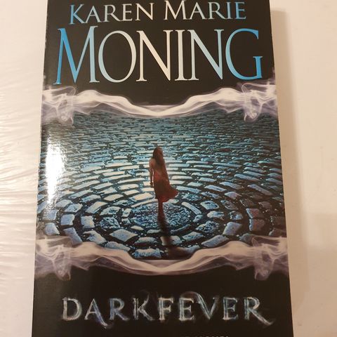 Darkfever. Karen Marie Moning