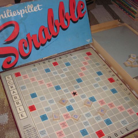 Gammelt Scrabble spill fra Damm, 1953 (?)