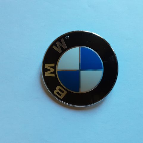 BMW-emblem selges