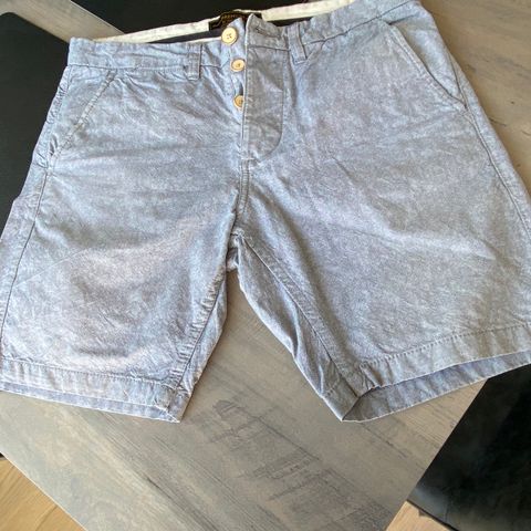 Shorts M /gutt