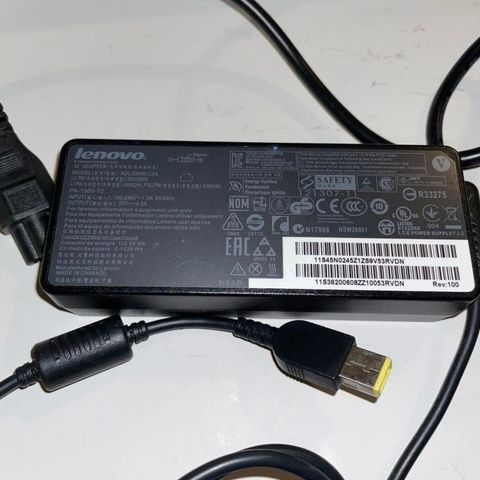 Lenovo ThinkPad AC Adapter (Gul Slim Tip) / 90W / 20V / 4.5A [ ADLX90NDC3A ]