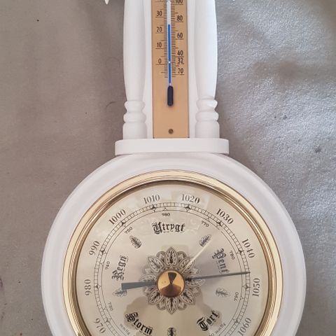 Veldig fin  termometer SELGES BILLIG.