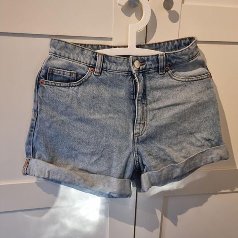 Denim shorts fra Monki