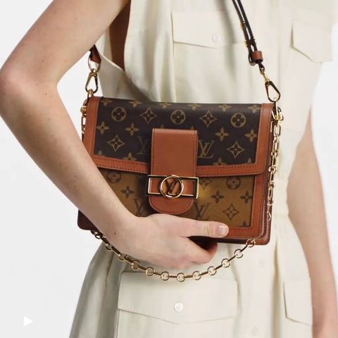 LOUIS VUITTON Dauphine MM veske