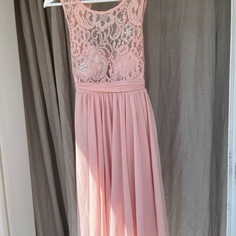 rosa kjole