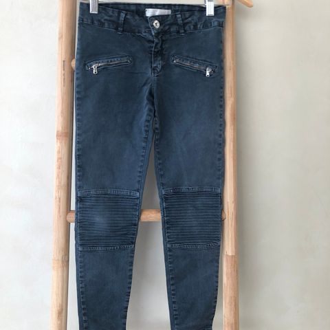 Zara Jeans Bukse  str. 140