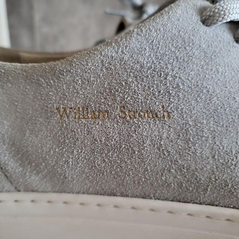 William Strouch grå seude sneakers