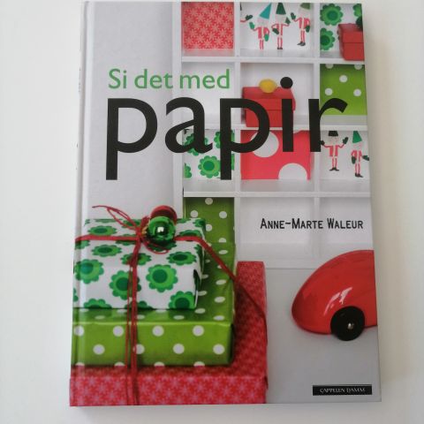 Hobbybok "Si det med PAPIR"