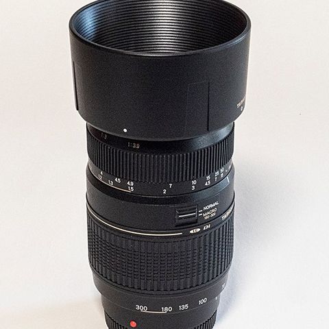 Tamron  AF 70-300 mm F4-5.6 LD Macro :2 for Sony  A