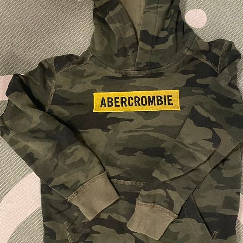 Abercrombie hettegenser