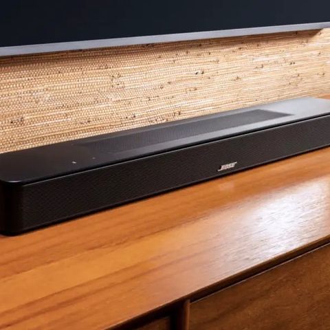 Bose Smart Soundbar 600 (m/veggfeste)