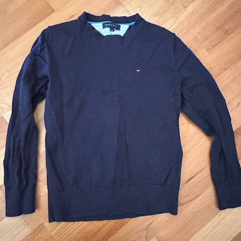 Tommy Hilfiger genser str 128