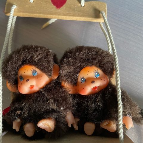 Vintage Monchhichi par på huske