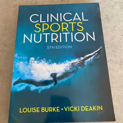 Clinical sports nutrition