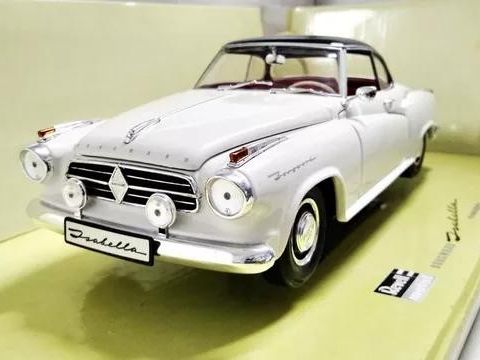 Borgward Isabella Coupé 1958. Skala 1/18.  Produsent Revell.  Vintage sjelden .