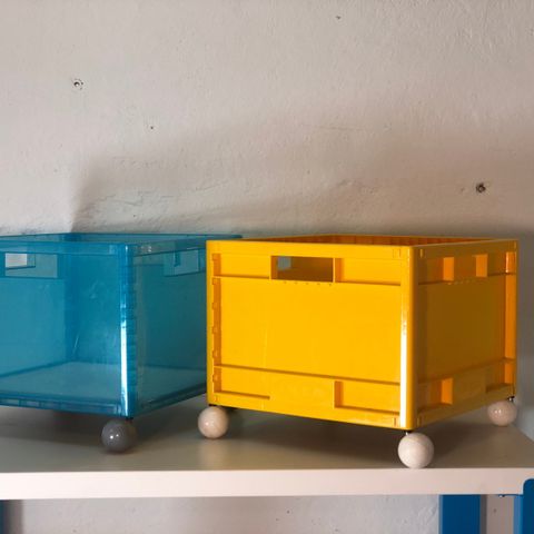 Vintage Ikea lekekasse i blå