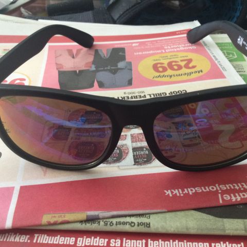 solbriller fra HM. barn/ ungdom