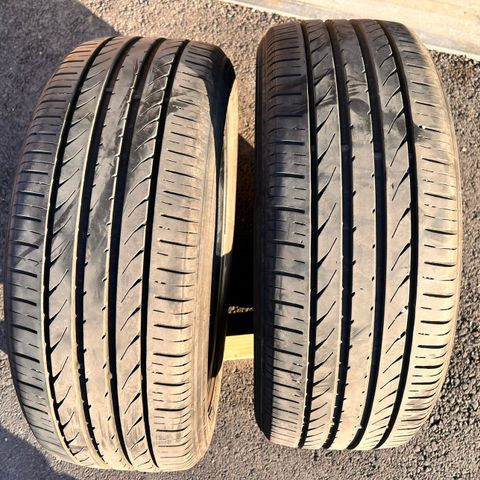 2 stk 215/50 R18 TOYO