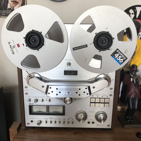 Akai GX 635, 636, 646, 747dbx + + Spiller ønskes kjøpt.