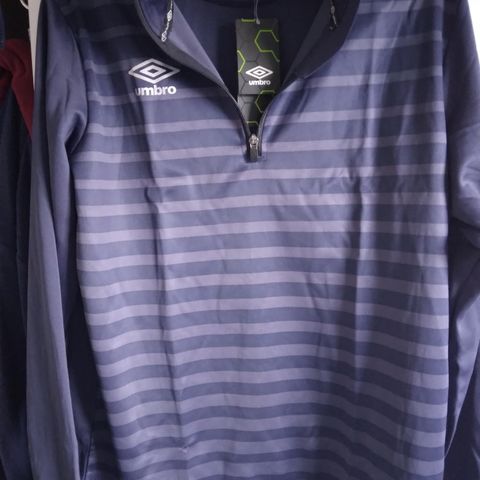 Umbro treningsgenser L