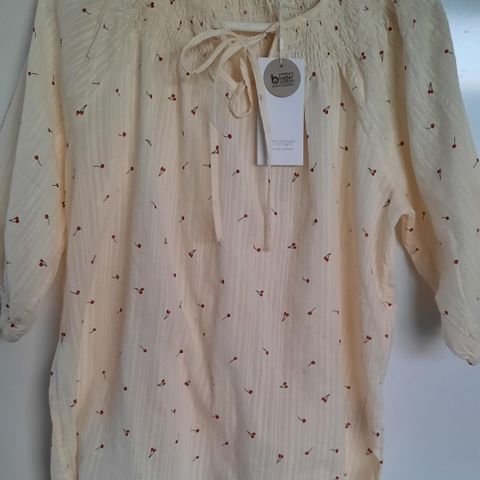 Ny bluse fra b-young. Strl.S/M